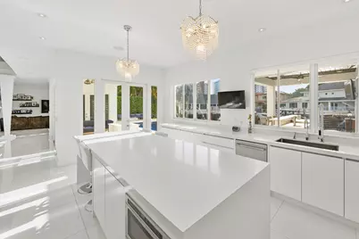 16430 NE 30th Avenue, North Miami Beach, FL 33160 - Photo 19