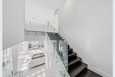 16430 NE 30th Avenue, North Miami Beach, FL 33160 - Photo 43