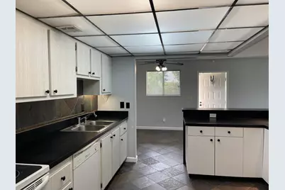 1850 Fairview Villas Drive #3, Palm Springs, FL 33406 - Photo 9