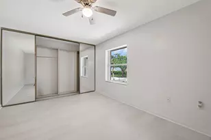 7 Amherst Ct, Royal Palm Beach, FL 33411 - Photo 29