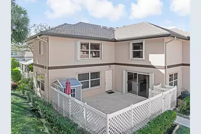 7 Amherst Court #Apt A, Royal Palm Beach, FL 33411 - Photo 5