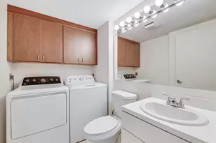 7 Amherst Ct, Royal Palm Beach, FL 33411 - Photo 15