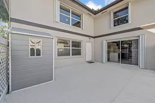 7 Amherst Ct, Royal Palm Beach, FL 33411 - Photo 7