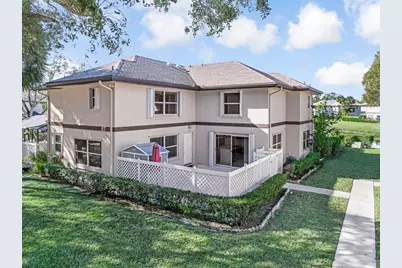 7 Amherst Court #Apt A, West Palm Beach, FL 33411 - Photo 3