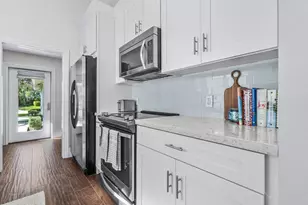 247 River Park Dr, Jupiter, FL 33477 - Photo 9