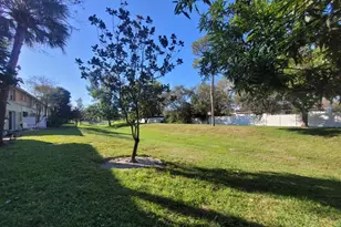 303 Seminole Palms Dr, Greenacres, FL 33463 - Photo 9