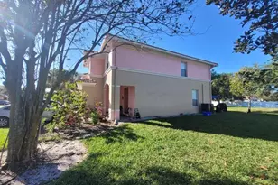 303 Seminole Palms Dr, Greenacres, FL 33463 - Photo 5