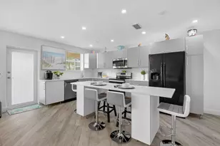 930 Osceola Dr, Boca Raton, FL 33432 - Photo 9