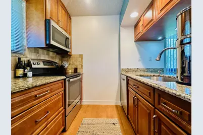 301 Club Drive, Palm Beach Gardens, FL 33418 - Photo 7