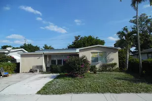 824 S F St, Lake Worth Beach, FL 33460 - Photo 1