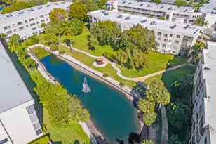 3138 Via Poinciana, Lake Worth, FL 33467 - Photo 39