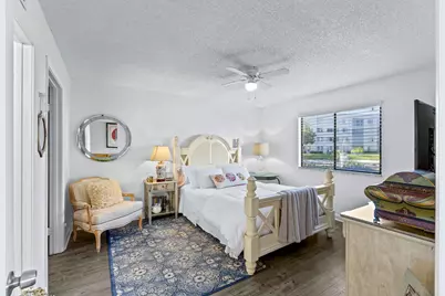 3138 Via Poinciana #116, Lake Worth, FL 33467 - Photo 23