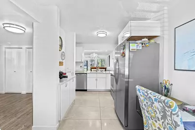 3138 Via Poinciana #116, Lake Worth, FL 33467 - Photo 5