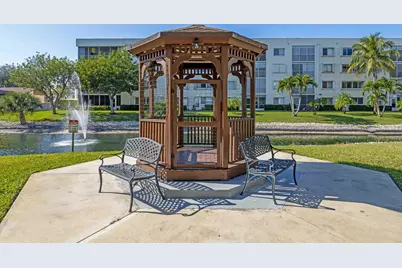 3138 Via Poinciana #116, Lake Worth, FL 33467 - Photo 35