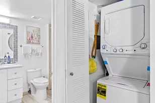 3138 Via Poinciana, Lake Worth, FL 33467 - Photo 31