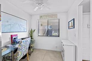 3138 Via Poinciana, Lake Worth, FL 33467 - Photo 9