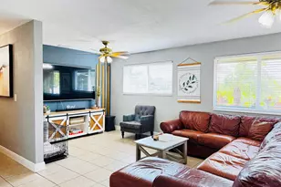 7161 Sheridan St, Hollywood, FL 33024 - Photo 9