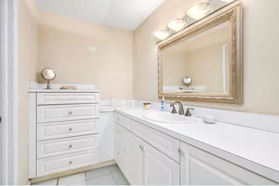 5751 Camino Del Sol #403, Boca Raton, FL 33433 - Photo 19