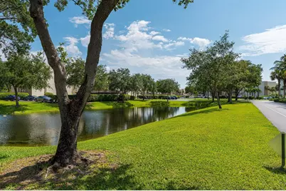 5751 Camino Del Sol #403, Boca Raton, FL 33433 - Photo 31