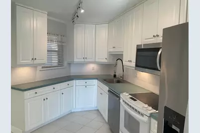 5751 Camino Del Sol #403, Boca Raton, FL 33433 - Photo 9