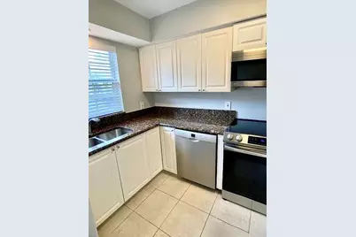 413 N Cypress Drive #4, Tequesta, FL 33469 - Photo 3