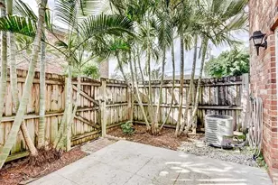 413 N Cypress Dr, Tequesta, FL 33469 - Photo 19