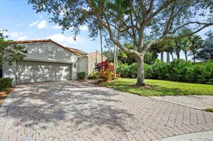 2023 Graden Dr, Palm Beach Gardens, FL 33410 - Photo 3