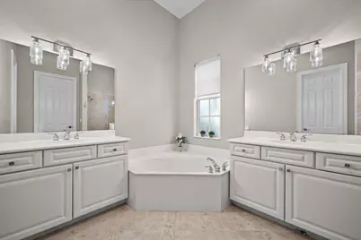 2023 Graden Drive, Palm Beach Gardens, FL 33410 - Photo 21