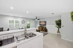 5292 Pine Meadows Rd, Lake Worth, FL 33463 - Photo 7