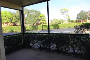 322 Knotty Pine Cir, Greenacres, FL 33463 - Photo 7