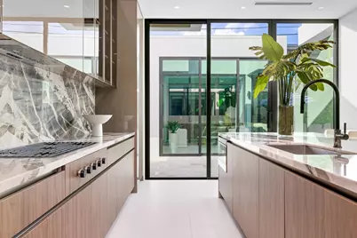 1099 NE 4th Avenue, Boca Raton, FL 33432 - Photo 31