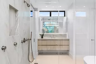 1099 NE 4th Ave, Boca Raton, FL 33432 - Photo 51