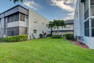 42 Burgundy A, Delray Beach, FL 33484 - Photo 35