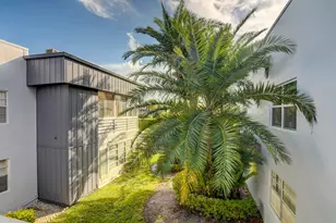 42 Burgundy A, Delray Beach, FL 33484 - Photo 31