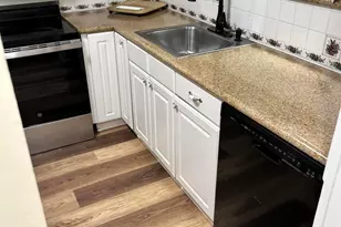 5201 NW 2nd Ave, Boca Raton, FL 33487 - Photo 3