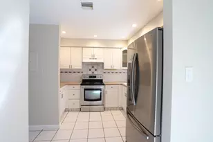 101 Shoreview Dr, Greenacres, FL 33463 - Photo 9