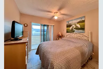 14 Bedford A, West Palm Beach, FL 33417 - Photo 9