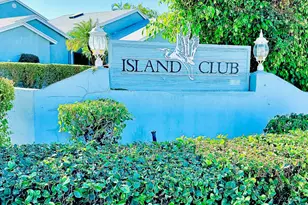3795 Island Club Cir E, Lake Worth Beach, FL 33462 - Photo 19