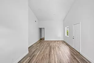 3795 Island Club Cir E, Lake Worth, FL 33462 - Photo 7