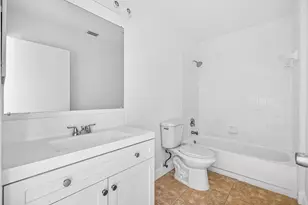 3795 Island Club Cir E, Lake Worth, FL 33462 - Photo 23