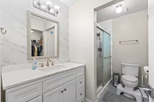 18 Winchmore Ln, Boynton Beach, FL 33426 - Photo 19