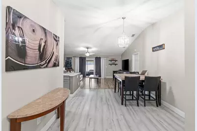 18 Winchmore Lane, Boynton Beach, FL 33426 - Photo 5