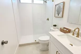 2601 NE 3rd Ct, Boynton Beach, FL 33435 - Photo 17