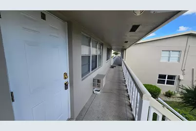 91 Coventry D, West Palm Beach, FL 33417 - Photo 3