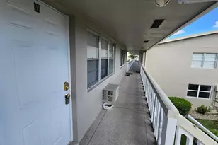 91 Coventry D, West Palm Beach, FL 33417 - Photo 3