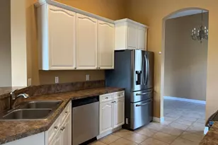 331 NW Somerset Cir, Port Saint Lucie, FL 34983 - Photo 7