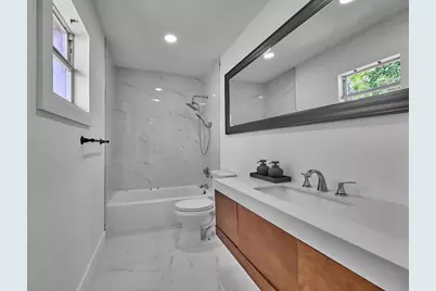 1549 W 19th Street, Riviera Beach, FL 33404 - Photo 37