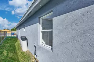 1549 W 19th St, Riviera Beach, FL 33404 - Photo 11