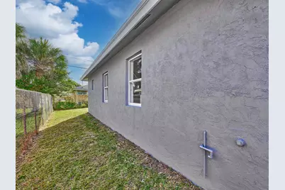 1549 W 19th Street, Riviera Beach, FL 33404 - Photo 7