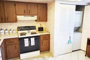 7688 NW 18th St, Margate, FL 33063 - Photo 5